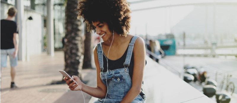 7 Ways Technology Helps You Save Money