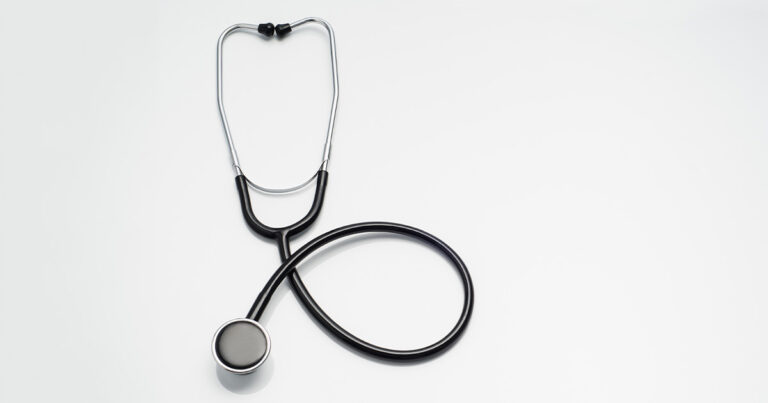 Top 10 highest paying countries for doctors
